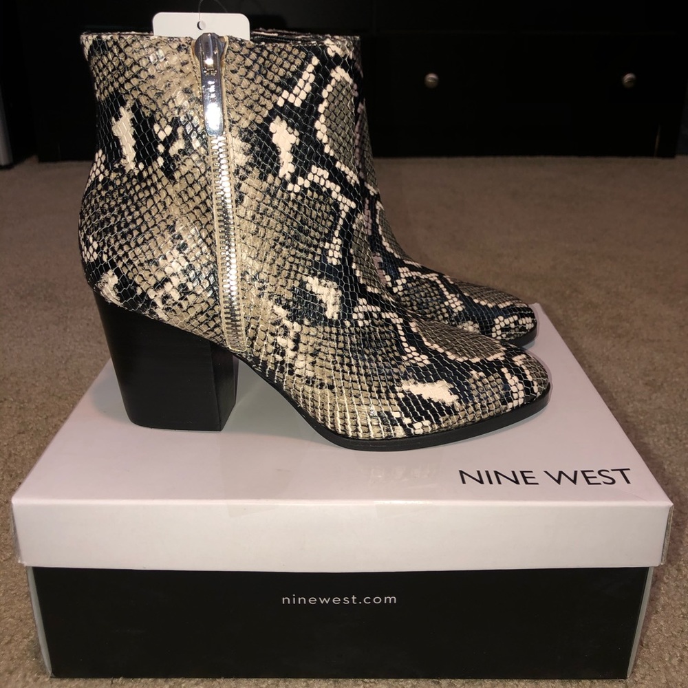 Nine West Round Toe Booties in Snake